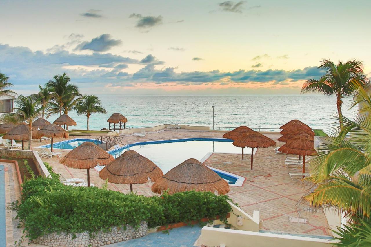 Brisas Pool And Patio, Zona Hotelera * Cancun